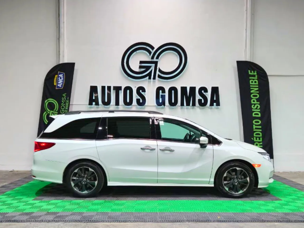 Honda Odyssey Touring 2024