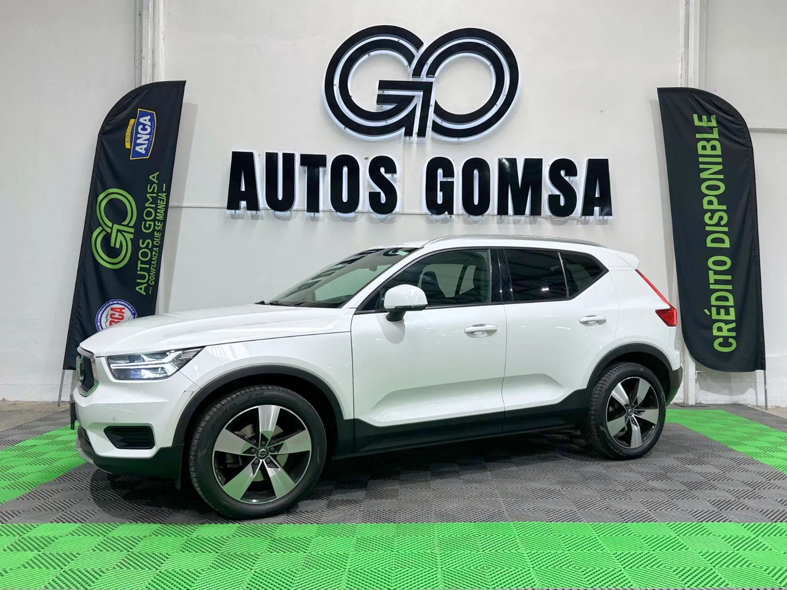 Volvo XC40 T4 2022