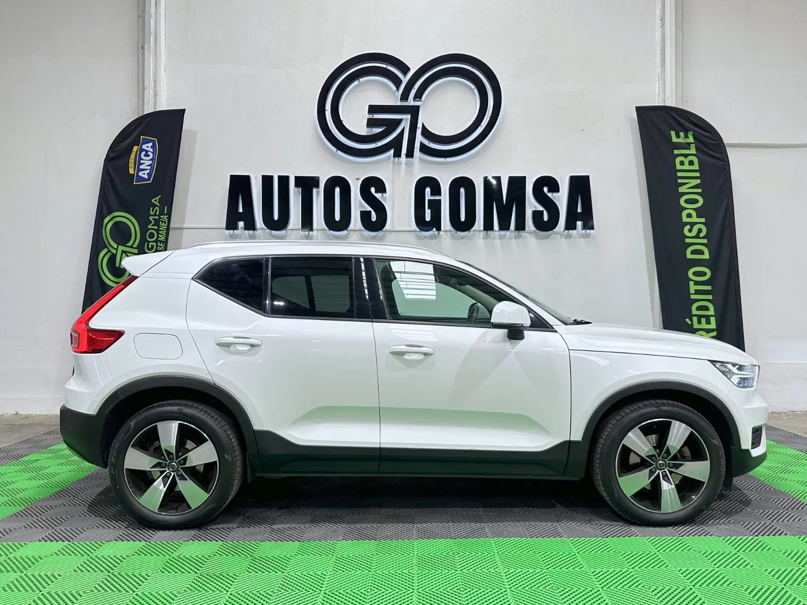 Volvo XC40 T4 2022