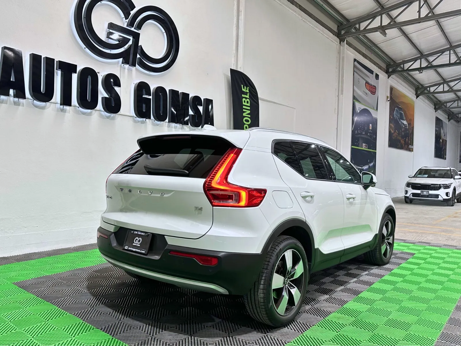Volvo XC40 T4 2022